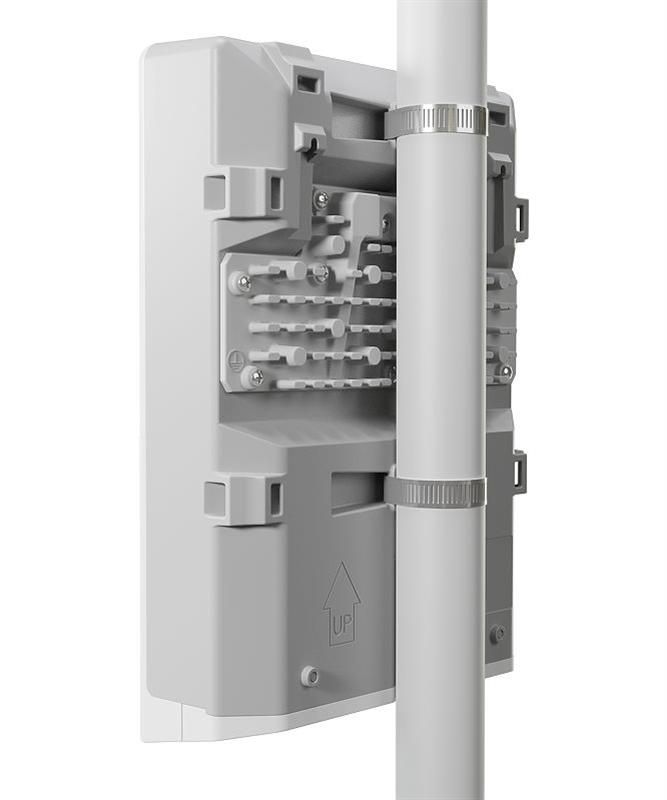 Коммутатор MikroTik outdoor (CRS318-16P-2S+OUT)