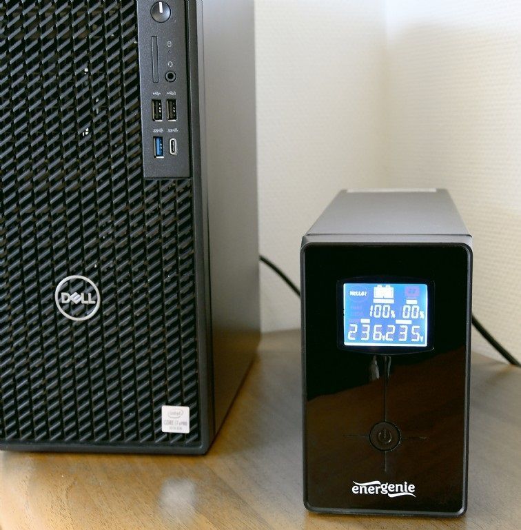 Джерело безперебійного живлення EnerGenie 1500VA (EG-UPS-034)