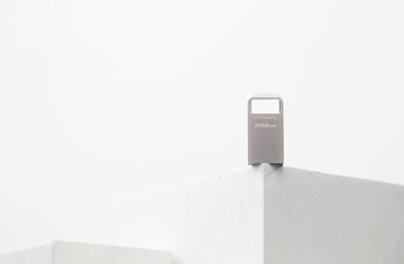 Флеш-накопитель USB3.2 256GB Kingston DataTraveler Micro (DTMC3G2/256GB)