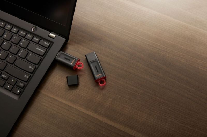 Флеш-накопитель USB3.2 128GB Kingston DataTraveler Exodia Black/Yellow (DTX/128GB)