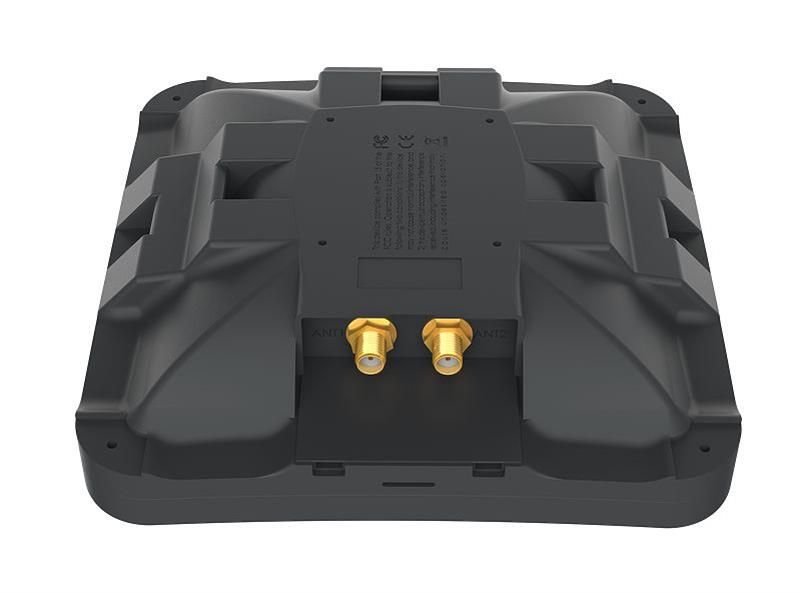 Антенна MikroTik mANTLTE 5o (MTAO-LTE-5D-SQ)