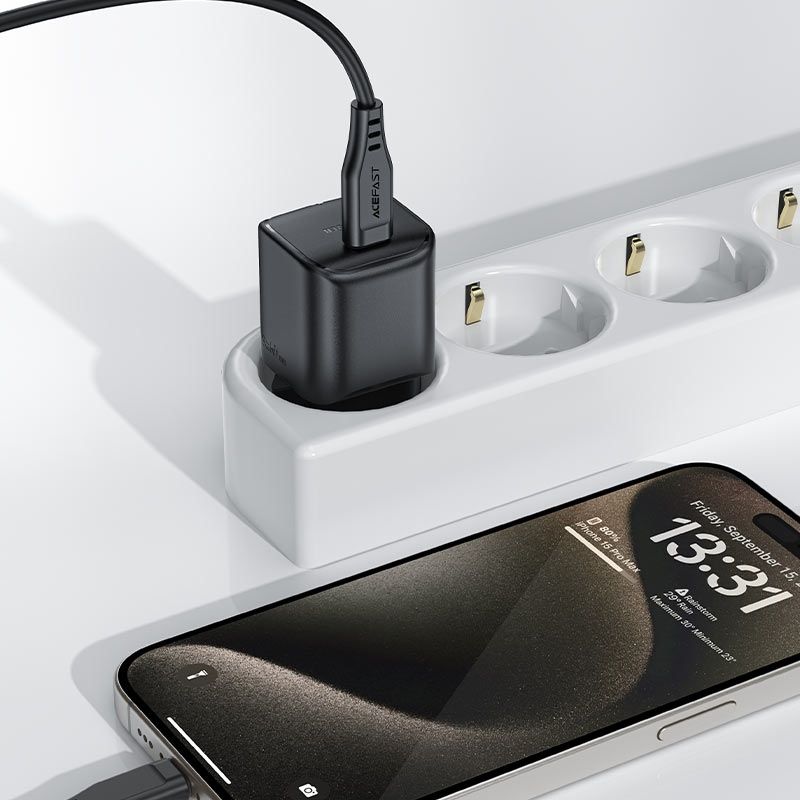 Зарядний пристрій 1xUSB-C 20W Gan A73 mini Fast Charger Black Acefast (6974316282648)