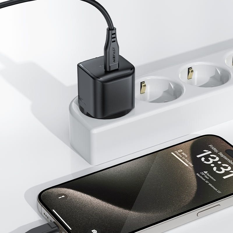 Зарядний пристрій 1xUSB-C 30W Gan A77 mini Fast Charger Black Acefast (6974316282662)