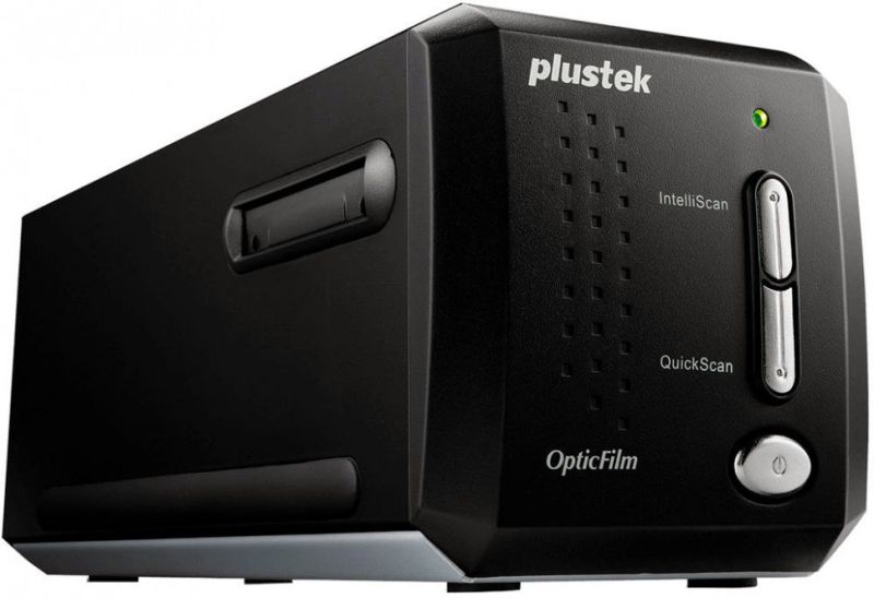 Сканер Plustek OpticFilm 8200i Ai (7200dpi 48bit LED Ai Studio8 плівковий слайд-сканер чорний) (0227TS)