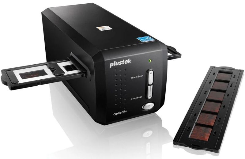 Сканер Plustek OpticFilm 8200i Ai (7200dpi 48bit LED Ai Studio8 плівковий слайд-сканер чорний) (0227TS)