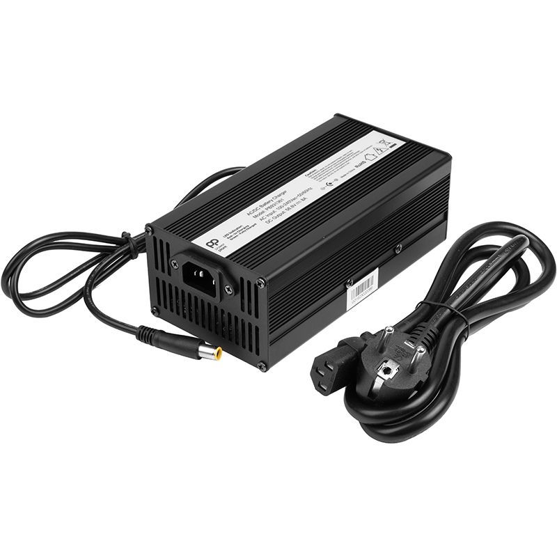 Блок питания PowerPlant для Bluetti, Jackery 25.2V 8A (7.85*5.5 pin) (PB931354)