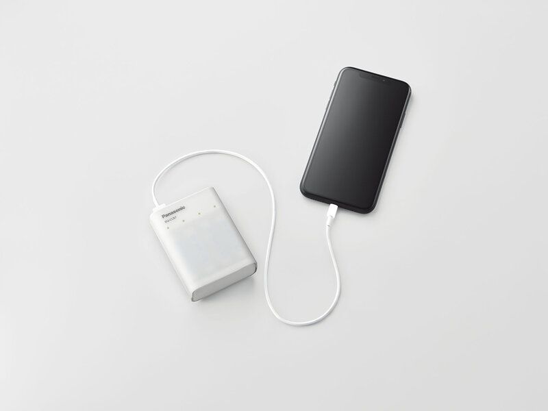 Зарядное устройство Panasonic Eneloop ready USB in/out с функцией Power Bank  (BQ-CC87USB Eco)
