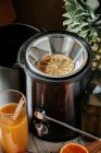 Соковитискач Adler AD 4132 dark inox 600Вт/ контейнер для соку-0,45л/ контейнер для м'якоті-1,5л (AD4132)