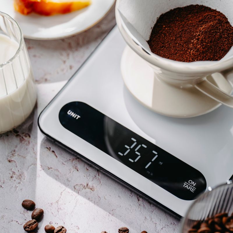 Ваги кухонні Adler AD 3177 white black електронні/ 10кг/ г; мл, унція/ USB type C/ автовимкнення (AD3177WB)