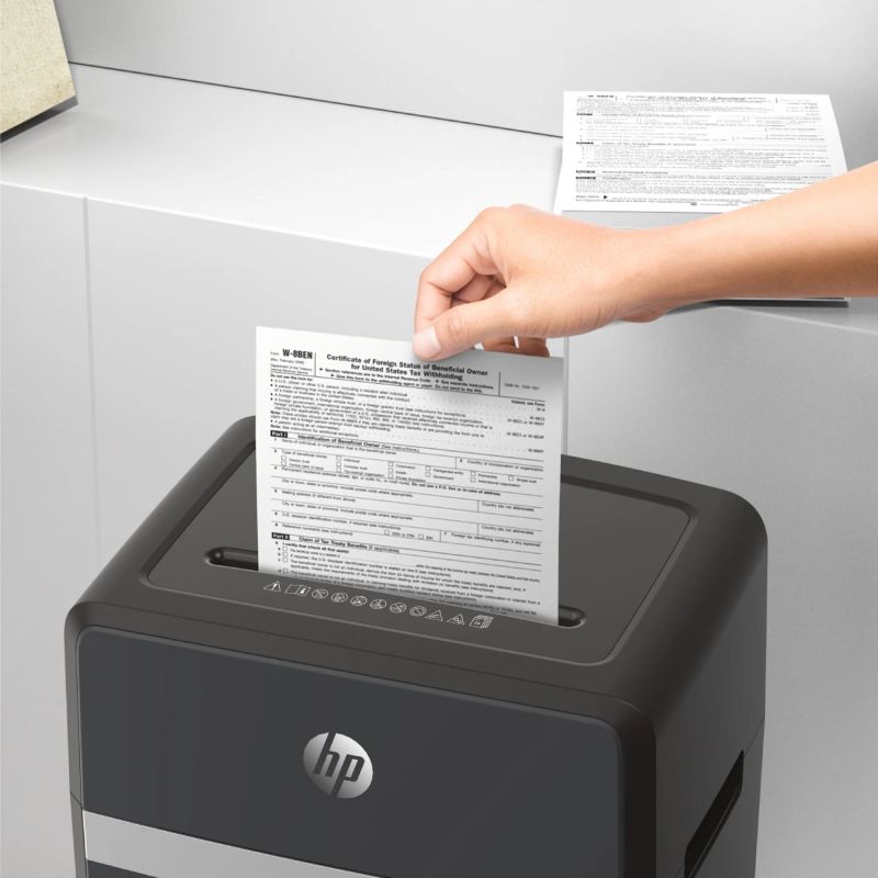 Знищувач документів HP Pro Shredder 24CC, A4, 80g х 24 листів, 4*35, 30 л., P-4 (2815)