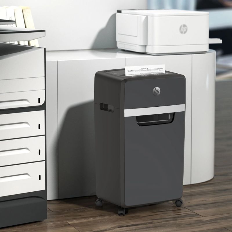 Знищувач документів HP Pro Shredder 24CC, A4, 80g х 24 листів, 4*35, 30 л., P-4 (2815)