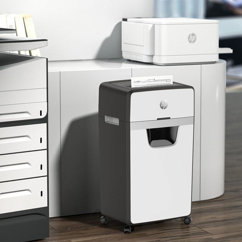 Знищувач документів HP OneShred 24CC, A4, 80g х 24 листів, 4*35, 30 л., P-4 (2807)