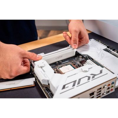 Модуль пам\'яті для комп\'ютера DDR5 16GB 6400 MHz Pro Overclocking White Micron (CP16G64C38U5W)