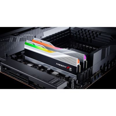 Модуль пам\'яті для комп\'ютера DDR5 32GB (2x16GB) 6000 MHz Trident Z5 RGB Silver G.Skill (F5-6000J3636F16GX2-TZ5RS)