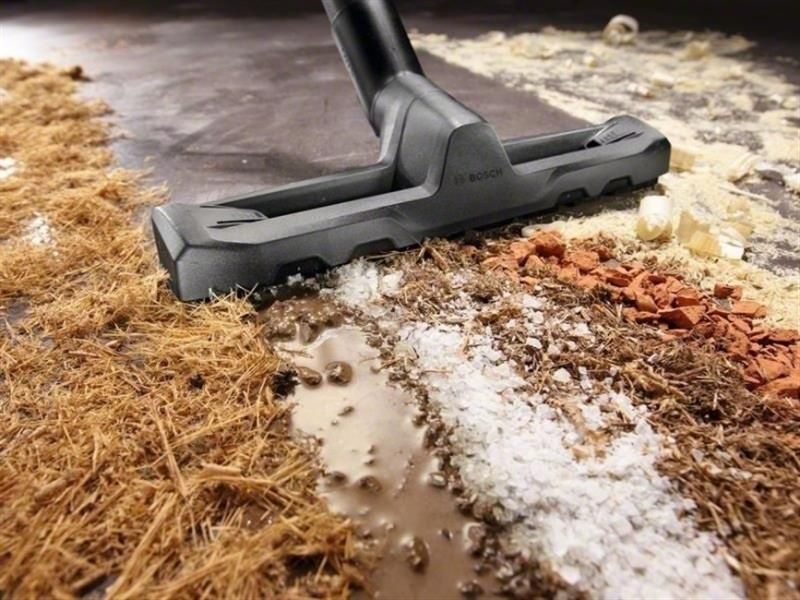 Пылесос Bosch UniversalVac 15 (0.603.3D1.100)