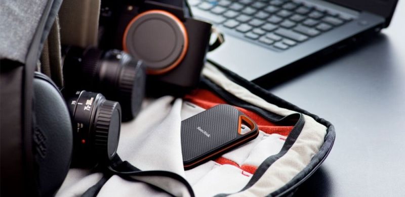 Накопитель внешний SSD 1TB SanDisk Extreme Portable E81 (SDSSDE81-1T00-G25)