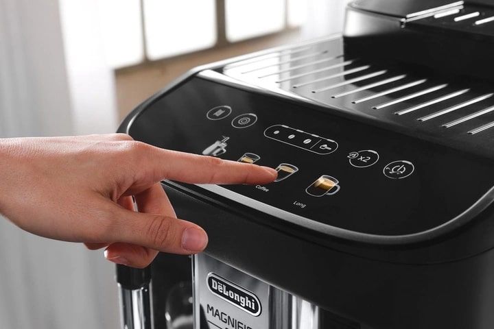 Кофемашина Delonghi Magnifica Evo (ECAM 290.21.B)