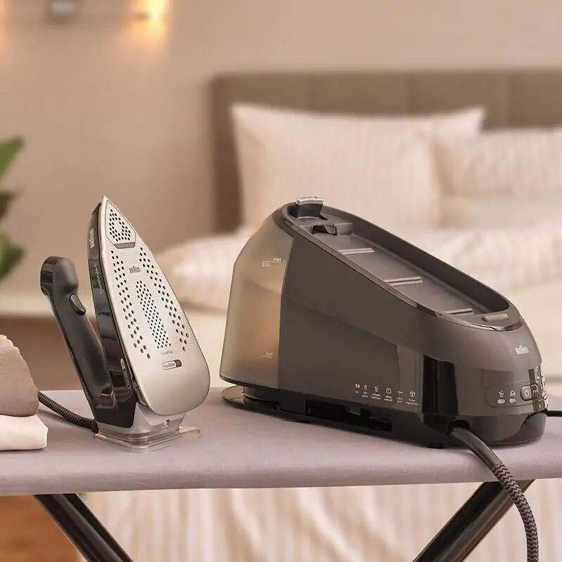 Праска Braun (IS 5249 BK)