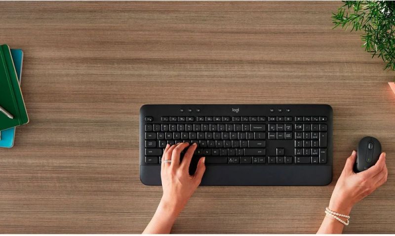 Комплект (клавиатура, мышь) беспроводной Logitech MK650 Combo for Business Graphite (920-011004)
