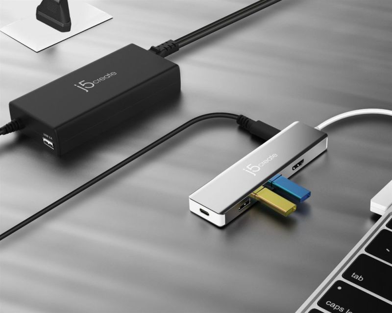 Сетевое зарядное устройство J5create Super Charger 100W Black (JUP2290C-EN)