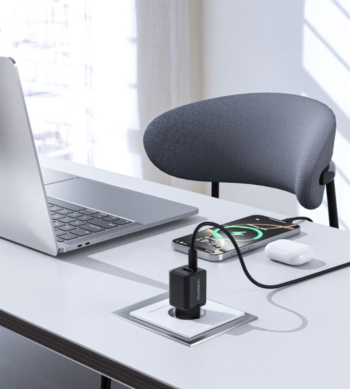 Сетевое зарядное устройство Choetech (USB-C+USB-A) Black (PD5012-EU-BK)