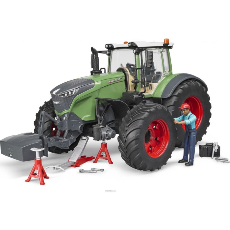 Масштабная модель автомобиля Bruder Трактор Fendt 1050 Vario с фигуркой и аксессуарами для ремонта (04041)
