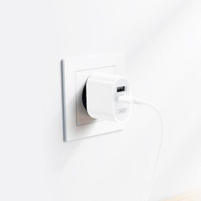 Зарядное устройство XO L97 (1Type-C/1USB/2.4A) + Type-C - Lightning White (XO-L97-LG)