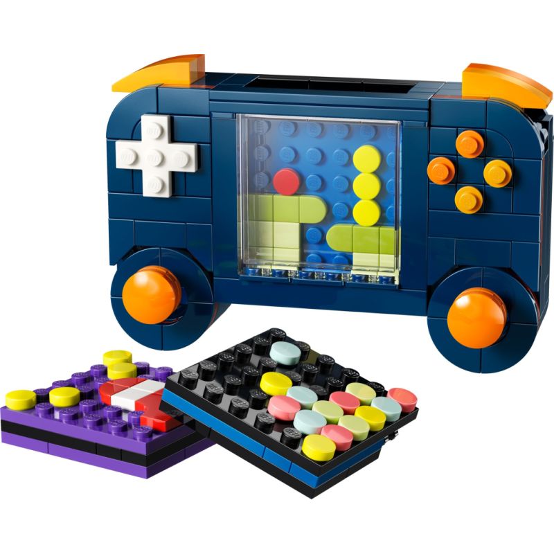 Конструктор LEGO Creator Игровая ретро-консоль (31380)